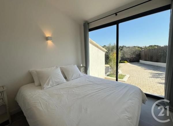 Maison à vendre  5 pièces - 145 m 2   LES ISSAMBRES  - 83