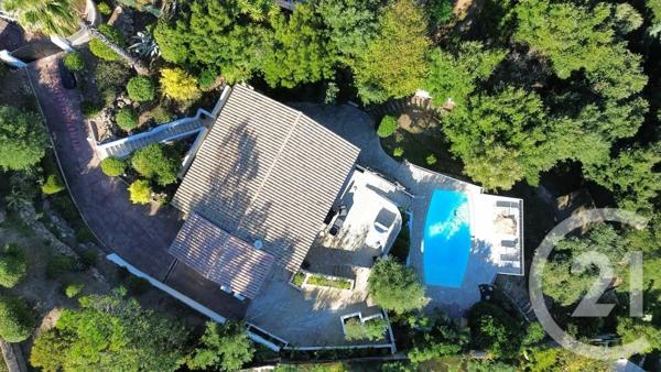 Maison à vendre  5 pièces - 145 m 2   LES ISSAMBRES  - 83