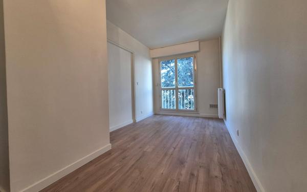 Appartement à vendre    3 pièces • 58 m2 Chambourcy
