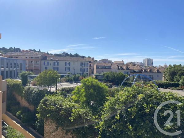 Appartement F2 à vendre  2 pièces - 26 m 2   STE MAXIME  - 83