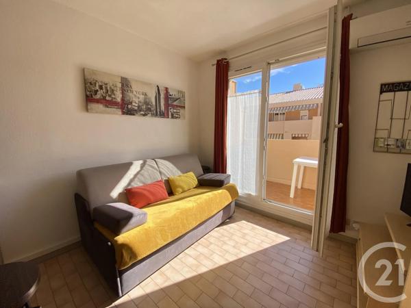 Appartement F2 à vendre  2 pièces - 26 m 2   STE MAXIME  - 83