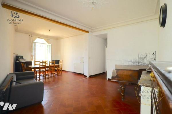 Appartement T3 avec cave et grenier, proche Halles Laissac et Gare Saint Roch à MONTPELLIER