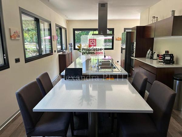 Propriété d'exception de 257 m²  Montauroux
