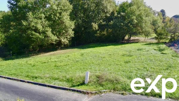 Terrains à bâtir de 1011 m² à Aubiac, France