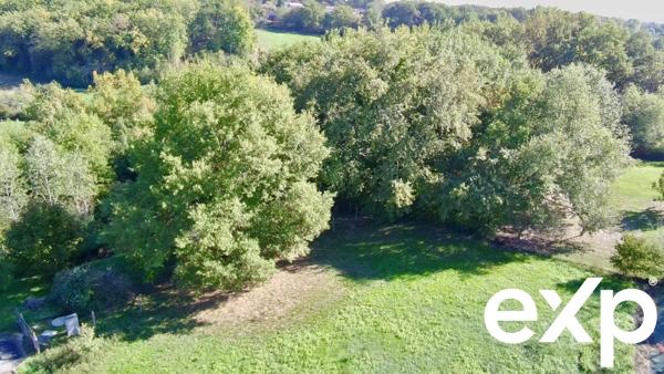 Terrains à bâtir de 1011 m² à Aubiac, France