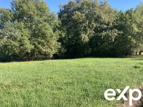 Terrains à bâtir de 1011 m² à Aubiac, France