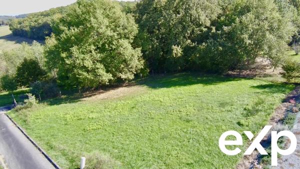 Terrains à bâtir de 1011 m² à Aubiac, France