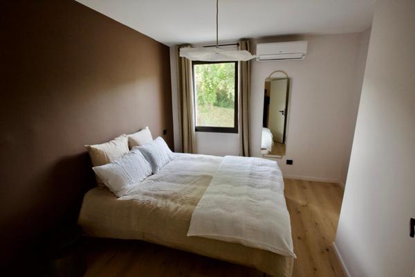 Vaison-la-Romaine (84110) Appartement meublé 4 pièces 90 m2 avec terrasse et parking