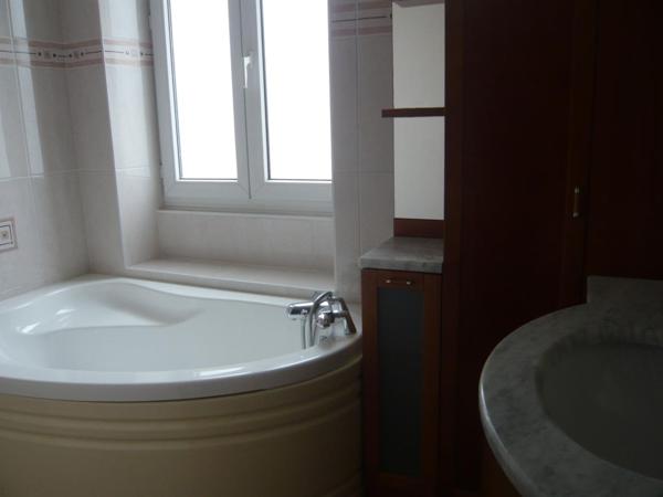 ROND POINT DE VANNES MAISON T4 ,  
Nantes 44000