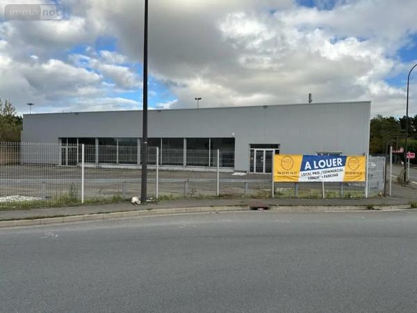 Location - Fonds et/ou murs commerciaux Poulainville 80260 6 pièces 1060 m 2 3580 m 2
