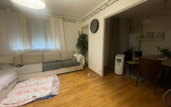 Appartement à vendre    3 pièces • 71,20 m2 Saint-Paul-Trois-Châteaux