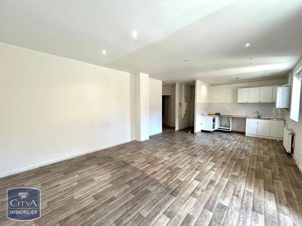 Appartement à louer 3 pièces 67.7m² Firminy (42700)