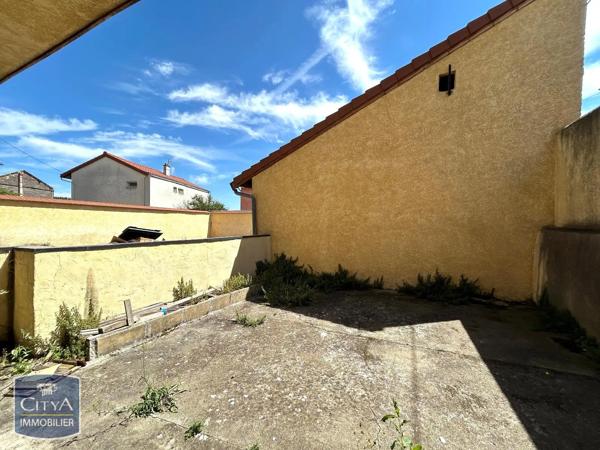 Appartement à louer 3 pièces 67.7m² Firminy (42700)