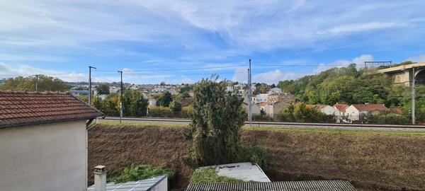 Meudon (92190) Beau 3 pièces au 2ème étage, sans vis à vis