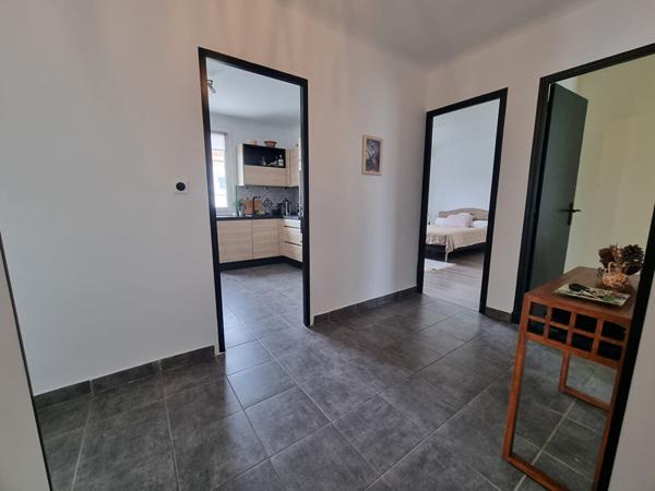 T4 rénové 92 m² avec Jardin et Garage à Narbonne