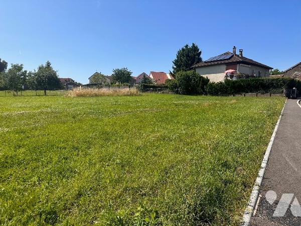 Terrain à bâtir viabilisé dans lotissement LOT 6 lotissement de SAULX Mandat exclusif
