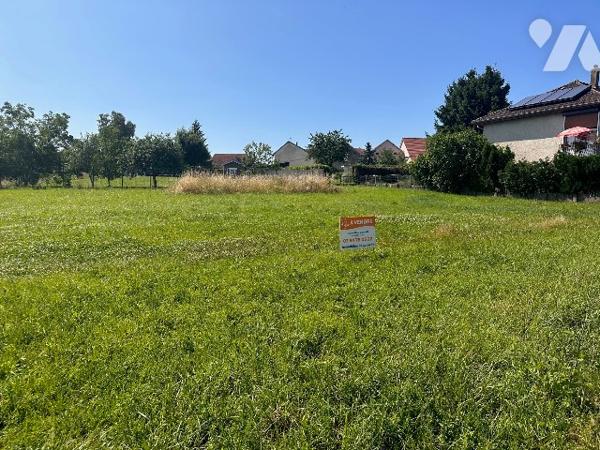 Terrain à bâtir viabilisé dans lotissement LOT 6 lotissement de SAULX Mandat exclusif