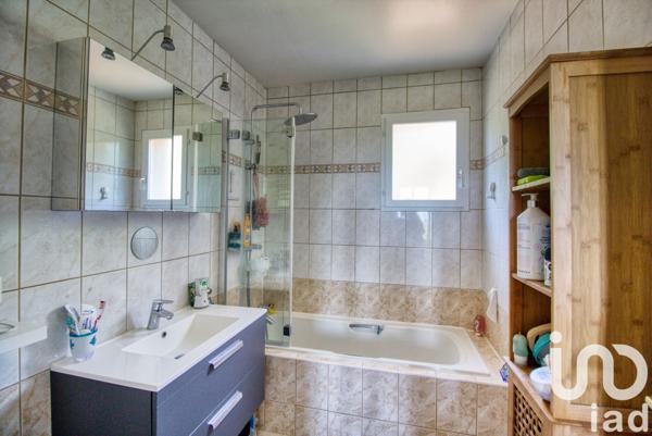 Maison à vendre 4 pièces 77 m² Seraincourt