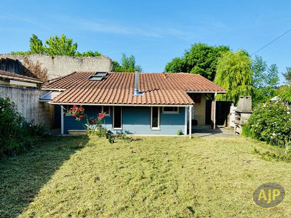 Vente maison Lesparre Medoc : 88 500 € - AJP Lesparre Immobilier