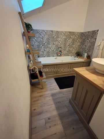 Maison ancienne de 222 m²