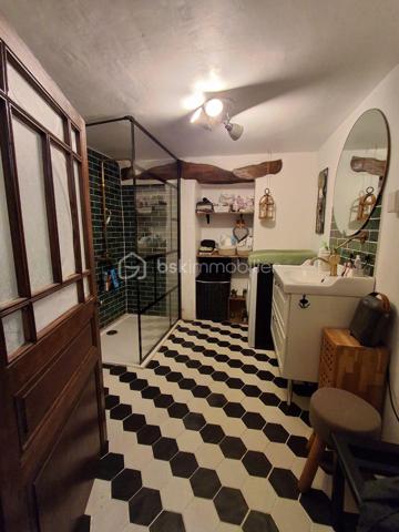 Maison ancienne de 222 m²