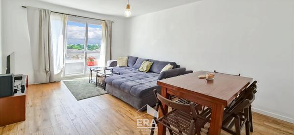 EYSINES CENTRE - Appartement T3 de 67m² - balcon 10m² - exposé Ouest - 1 place de parking
