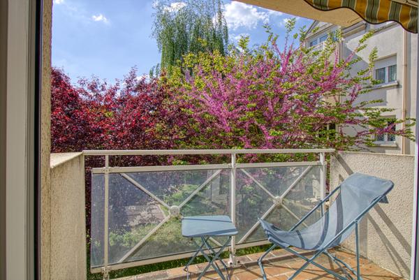 Joli F2 situé au calme d'une copropriété à taille humaine