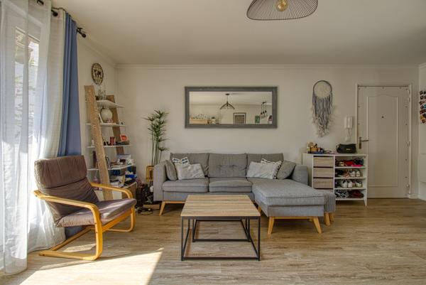 Joli F2 situé au calme d'une copropriété à taille humaine