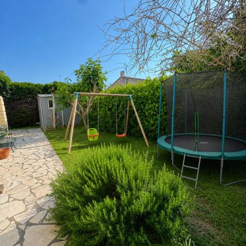 Bas de villa Marignane 3 pièces, 82 m2