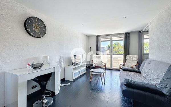 Appartement à vendre    2 pièces • 46 m2 Fréjus