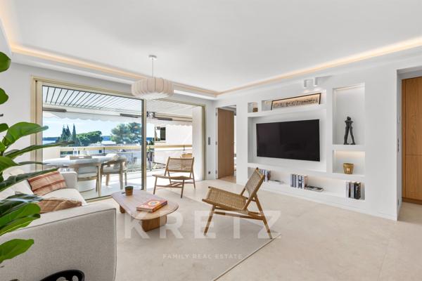 Appartement rénové de 3 chambres avec vue mer au Palm Beach