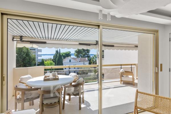 Appartement rénové de 3 chambres avec vue mer au Palm Beach