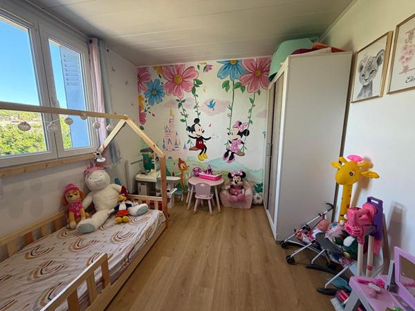 Gardanne - appartement 4 pièces 76.29 m2 - grand jardin - garage - cave - stationnement