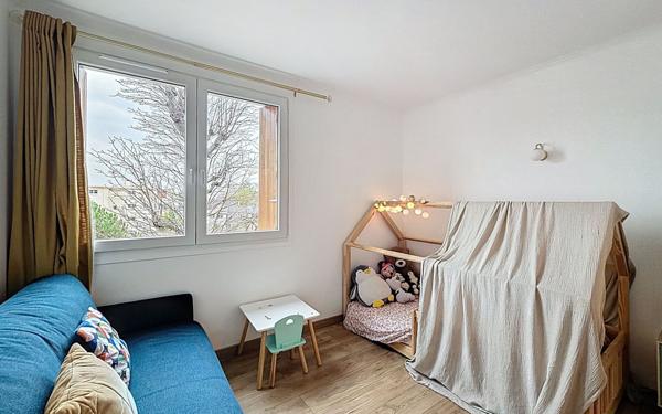 Appartement à vendre    3 pièces •  Bry-sur-Marne