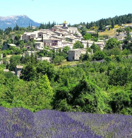 ENSEMBLE IMMOBILIER DE 338 M²  ANCIEN HÔTEL-RESTAURANT LOGIS DE FRANCE T MAISON DE CARACTÈRE 250000