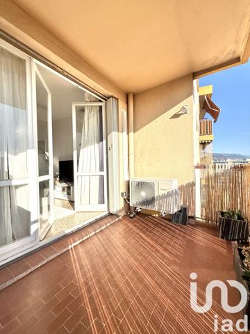 Appartement à vendre 2 pièces 47 m² Saint-Laurent-du-Var