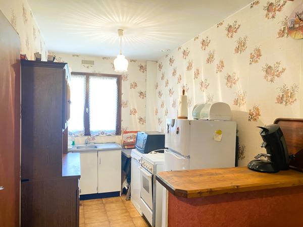 Bazoches-sur-le-Betz (45210) BAZOCHES-SUR-LE-BETZ