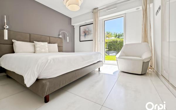 Appartement à vendre    3 pièces •  Saint-Tropez