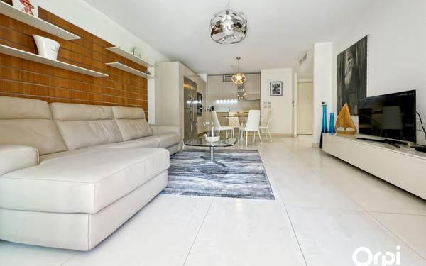 Appartement à vendre    3 pièces •  Saint-Tropez