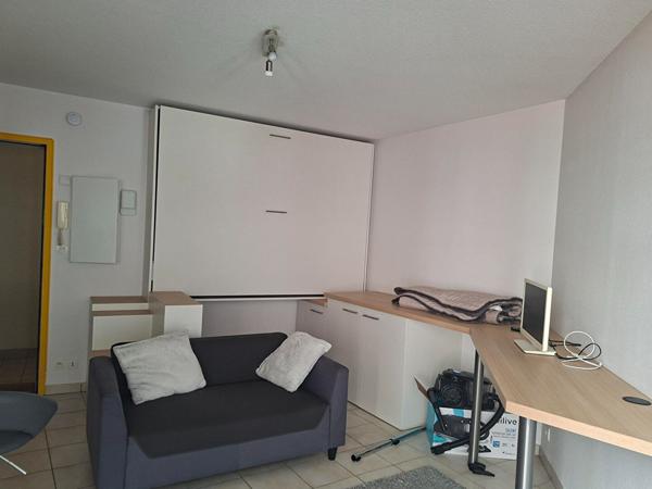LOCATION TYPE 1 MEUBLE HYPERCENTRE,  
Angers 49100