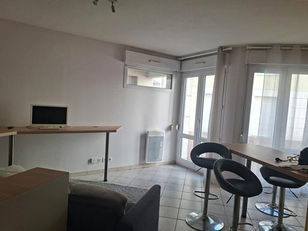 LOCATION TYPE 1 MEUBLE HYPERCENTRE,  
Angers 49100
