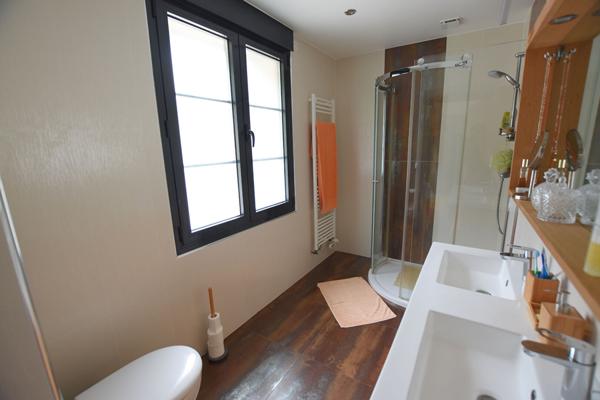 Maison Berville -11 pièces - 220 m2