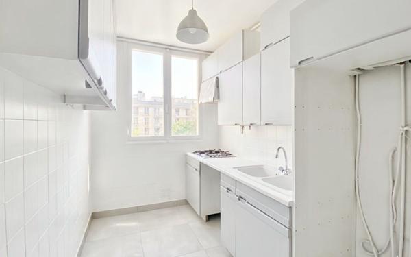 Appartement à vendre    4 pièces • 67,69 m2 Versailles