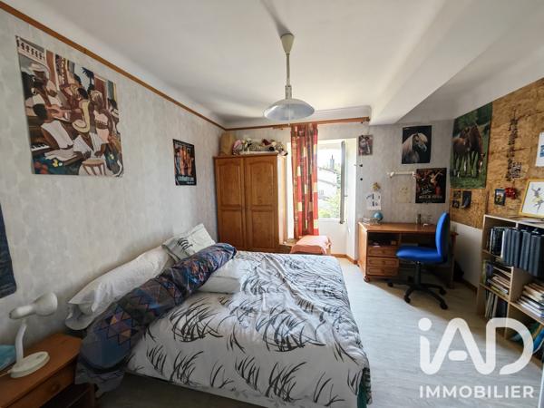 Maison à vendre 6 pièces 210,08 m² Vic-en-Bigorre