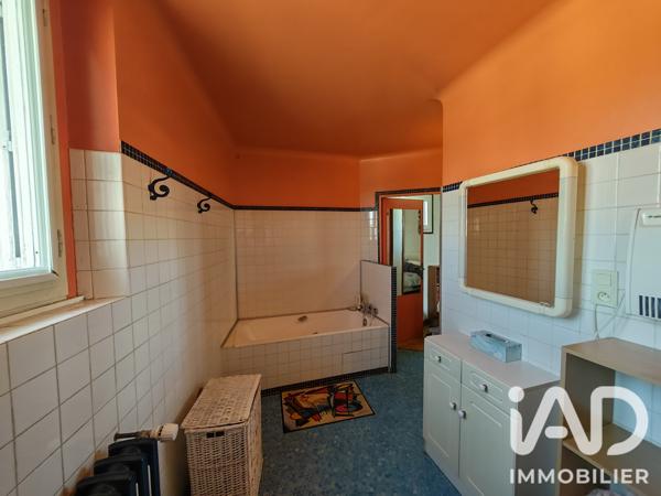 Maison à vendre 6 pièces 210,08 m² Vic-en-Bigorre