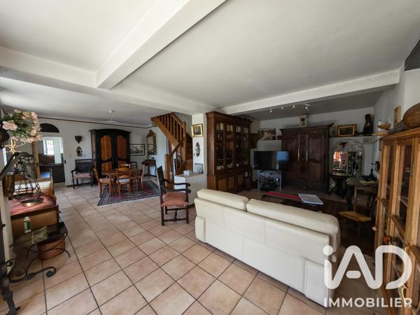 Maison à vendre 6 pièces 210,08 m² Vic-en-Bigorre