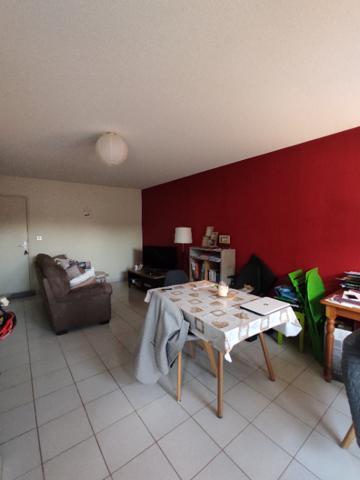 Appartement T2 avec terrasse et parking , Limoges