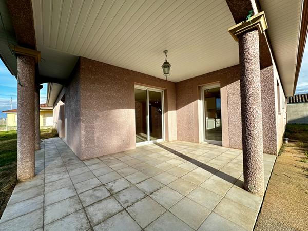 Plain-pied lumineux à Juillan, 4 chambres, double garage