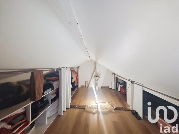 Maison 4 pièces de 130 m² à Combs-la-Ville (77380)