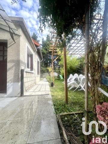 Maison à vendre 9 pièces 160 m² Stains